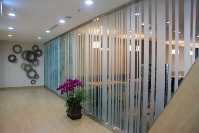 Young Dong Seoul Exterior photo